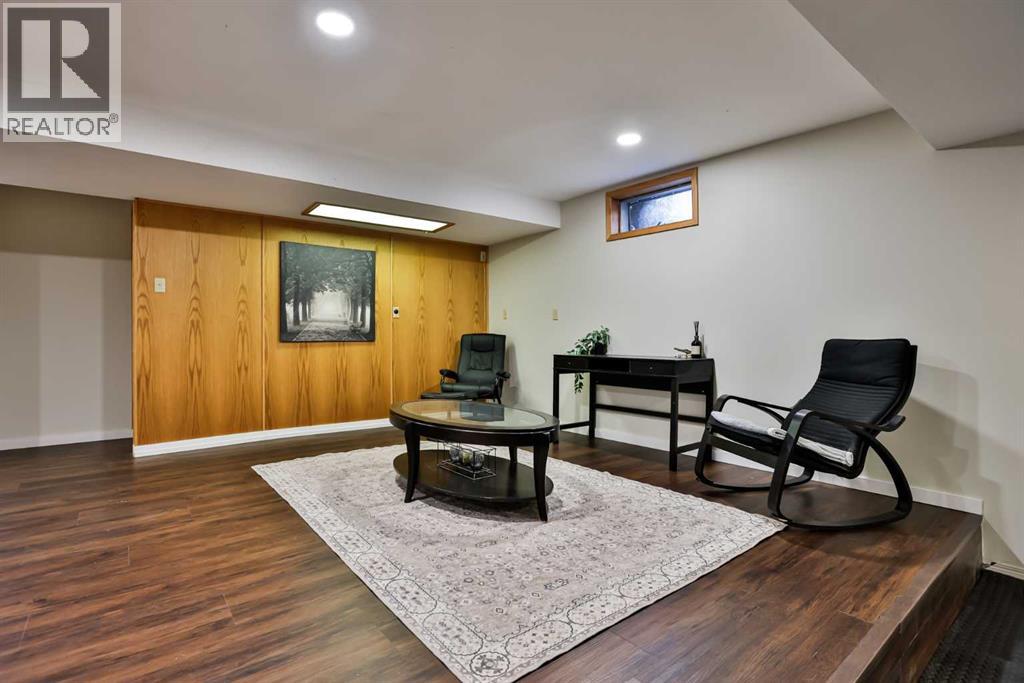 99 Lemoyne Crescent W, Lethbridge, Alberta  T1K 4A4 - Photo 17 - A2306254