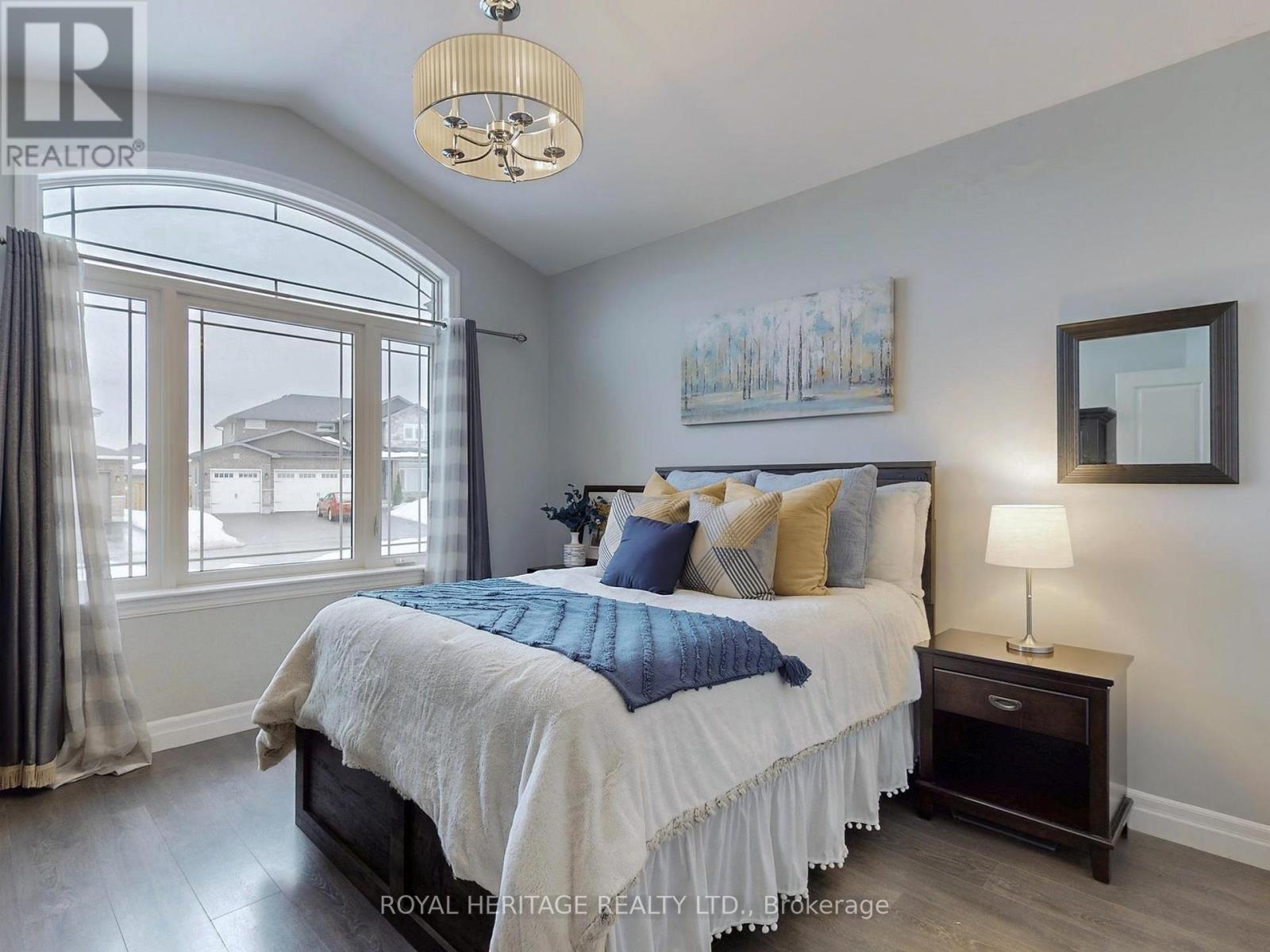 22 Bel Air Crescent, Quinte West, Ontario  K8V 0H4 - Photo 25 - X12847432