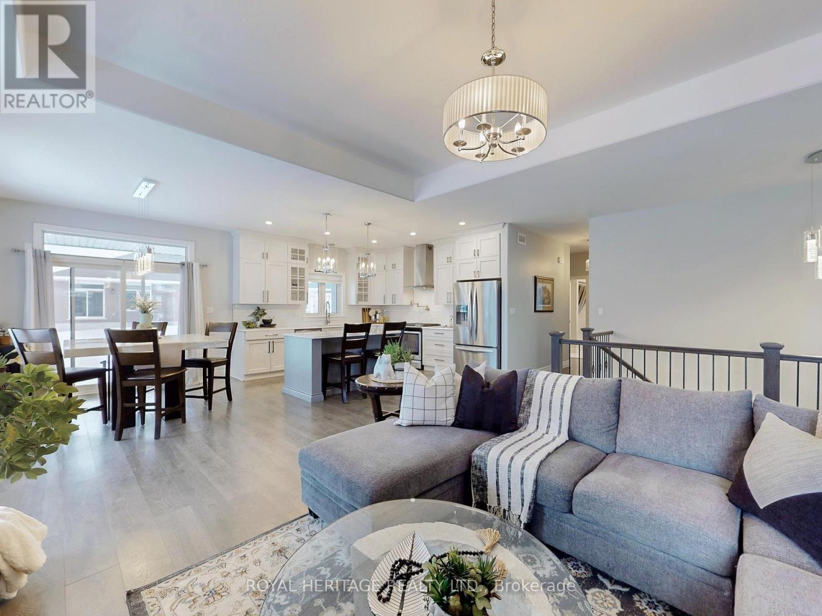 22 Bel Air Crescent, Quinte West, Ontario  K8V 0H4 - Photo 7 - X12847432