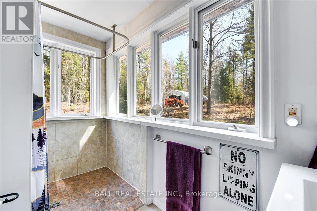 735 Smaglinski-Stoppa Parkway, Madawaska Valley, Ontario  K0J 2N0 - Photo 12 - X13069328