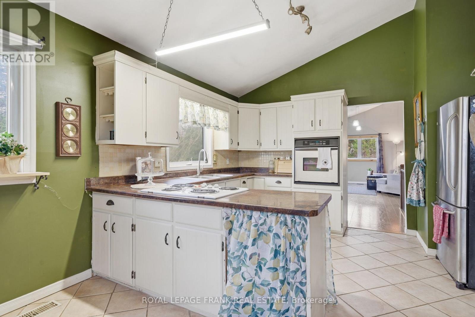 879 Linden Valley Road, Kawartha Lakes, Ontario  K0M 2T0 - Photo 17 - X13069342