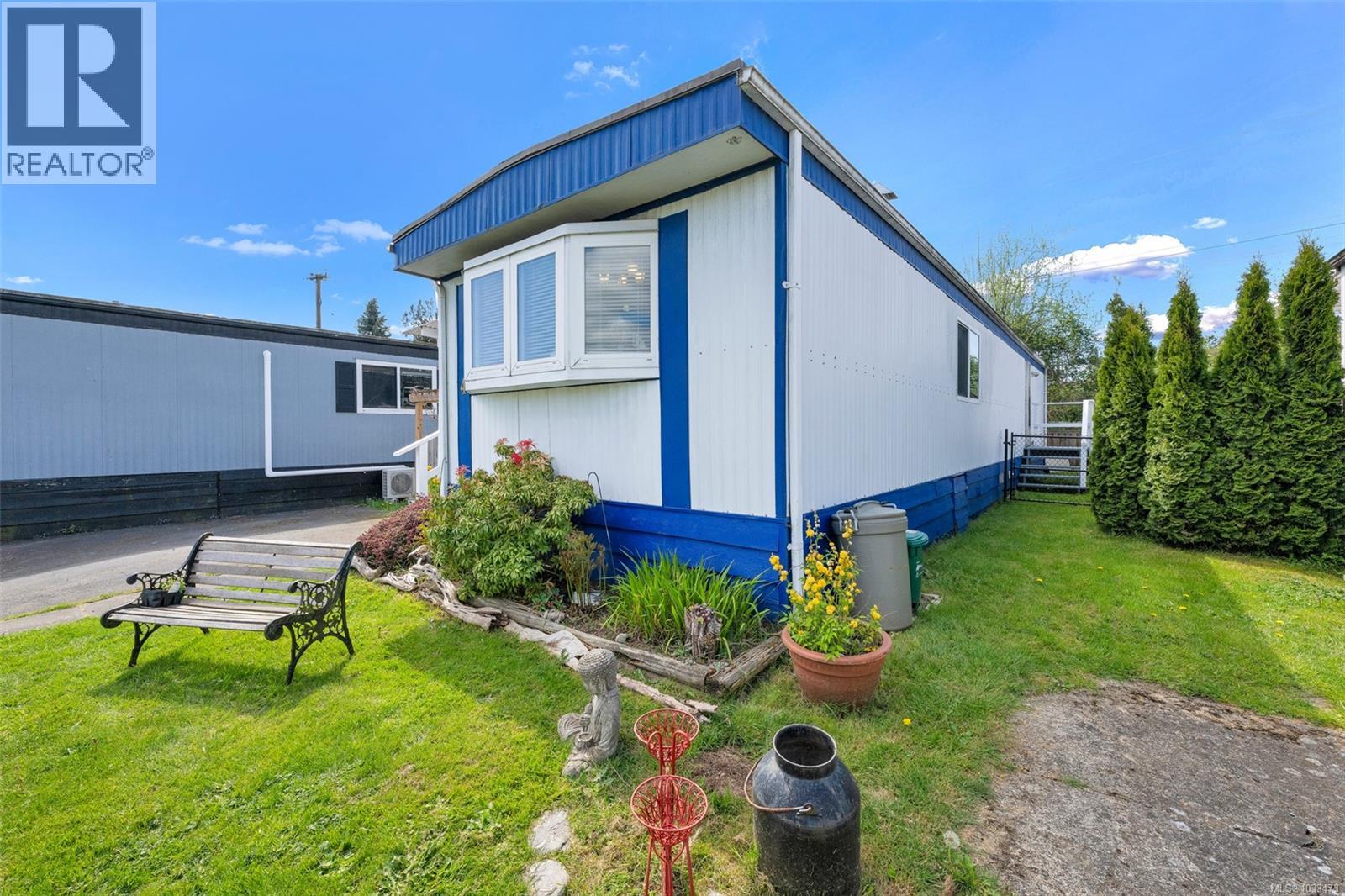 4 1498 Admirals Rd, View Royal, British Columbia  V9A 2R1 - Photo 2 - 1033473