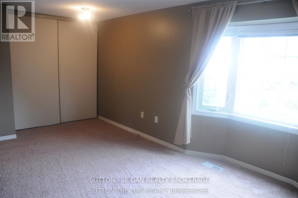 63 - 70 Chapman Court, London North, Ontario  N6G 4Z9 - Photo 4 - X13069038