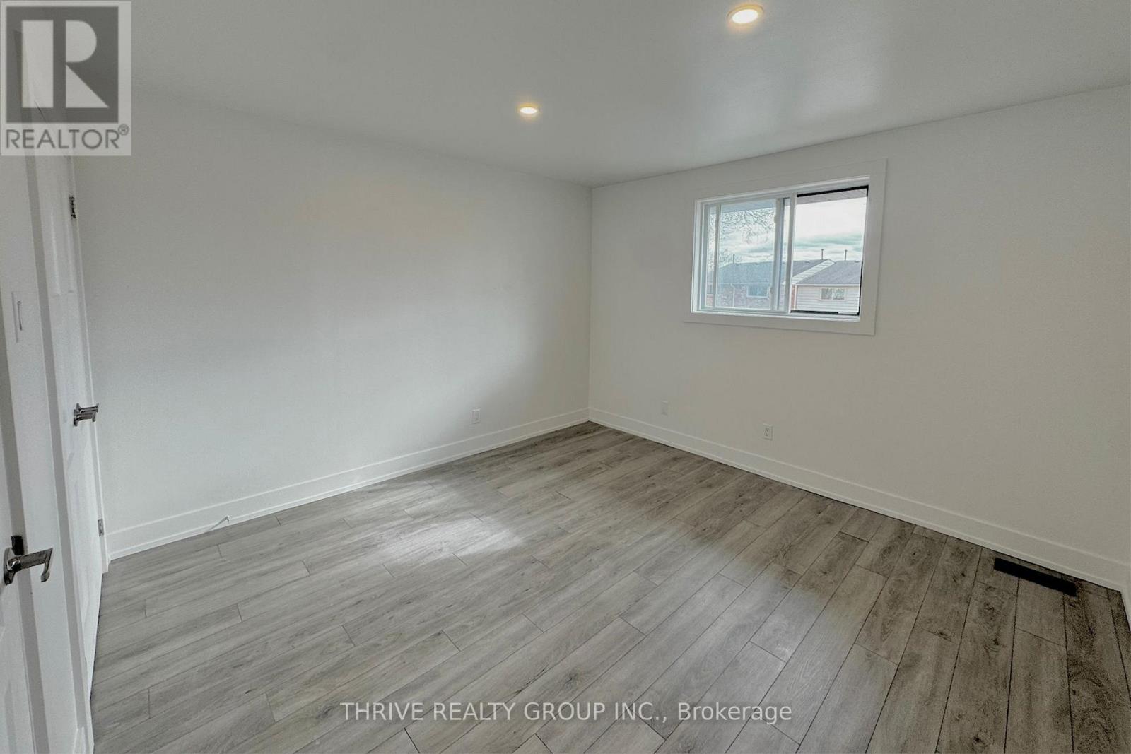 49 Toulon Crescent, London East, Ontario  N6V 1J4 - Photo 11 - X13069282