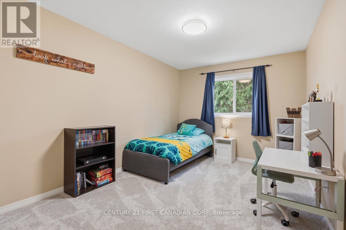 792 Guildwood Boulevard, London North, Ontario  N6H 5G2 - Photo 27 - X13069298