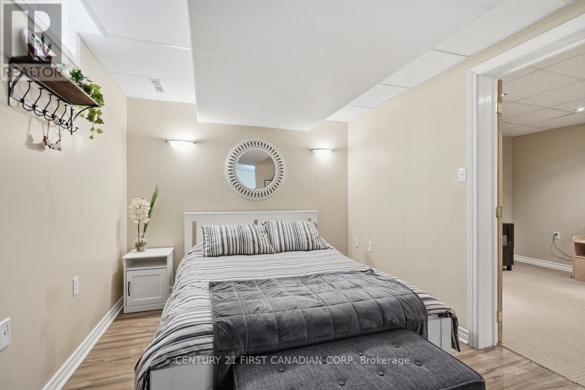 792 Guildwood Boulevard, London North, Ontario  N6H 5G2 - Photo 36 - X13069298