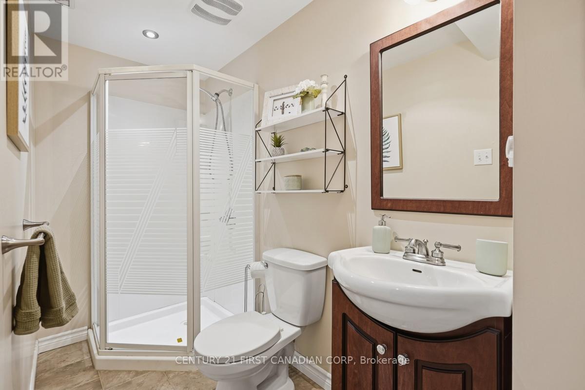 792 Guildwood Boulevard, London North, Ontario  N6H 5G2 - Photo 38 - X13069298