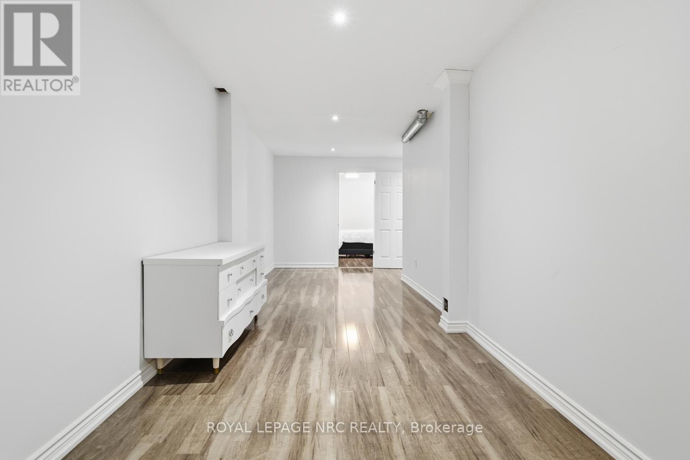 6384 Montrose Road, Niagara Falls, Ontario  L2H 1L6 - Photo 30 - X12741874