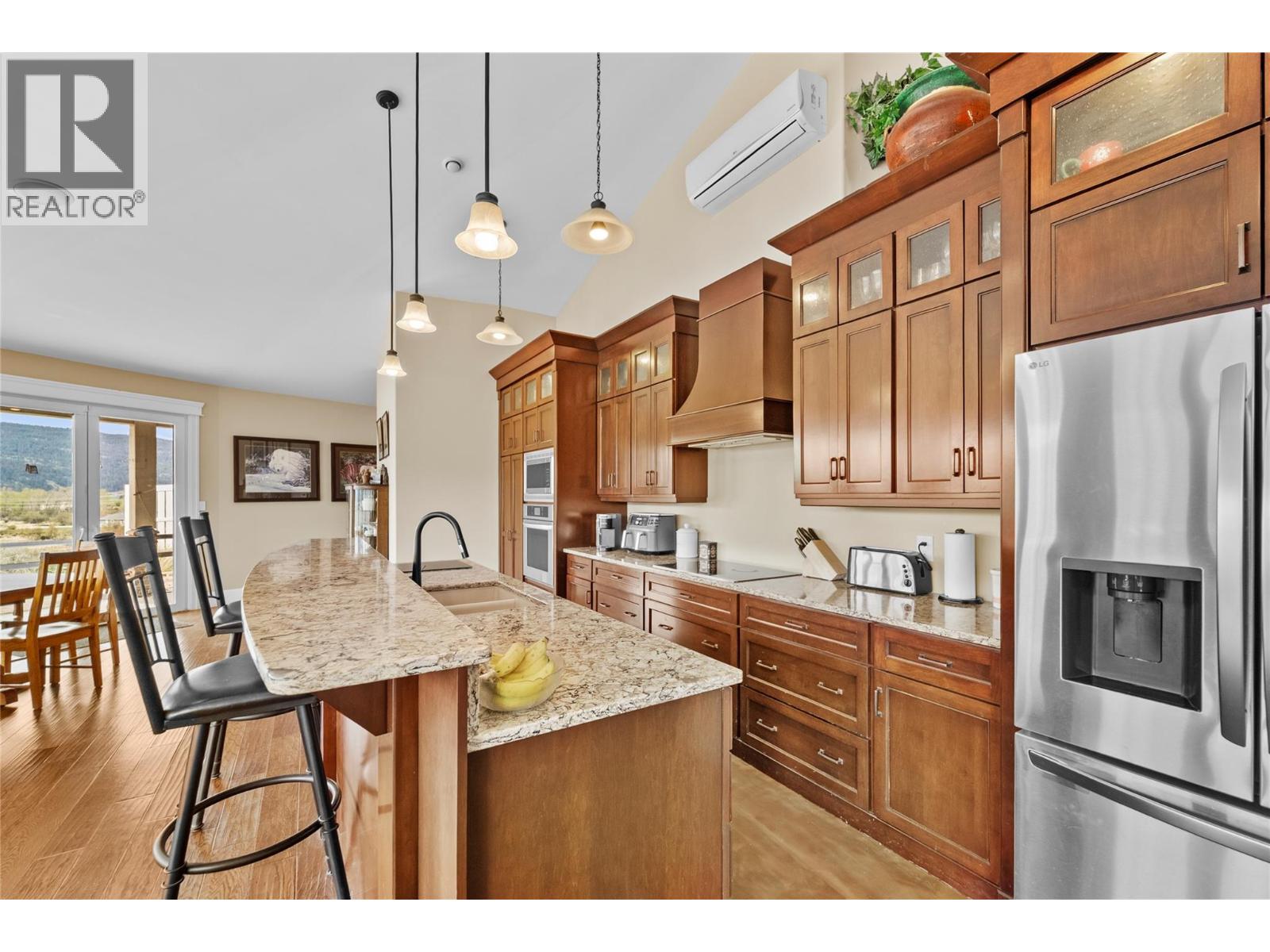 2414 Spring Bank Avenue, Merritt, British Columbia  V1K 1S1 - Photo 4 - 10384511