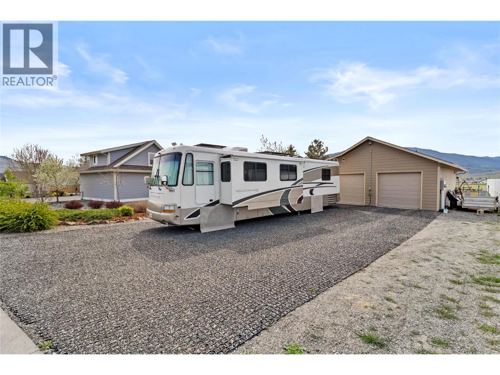 2414 Spring Bank Avenue, Merritt, British Columbia  V1K 1S1 - Photo 43 - 10384511