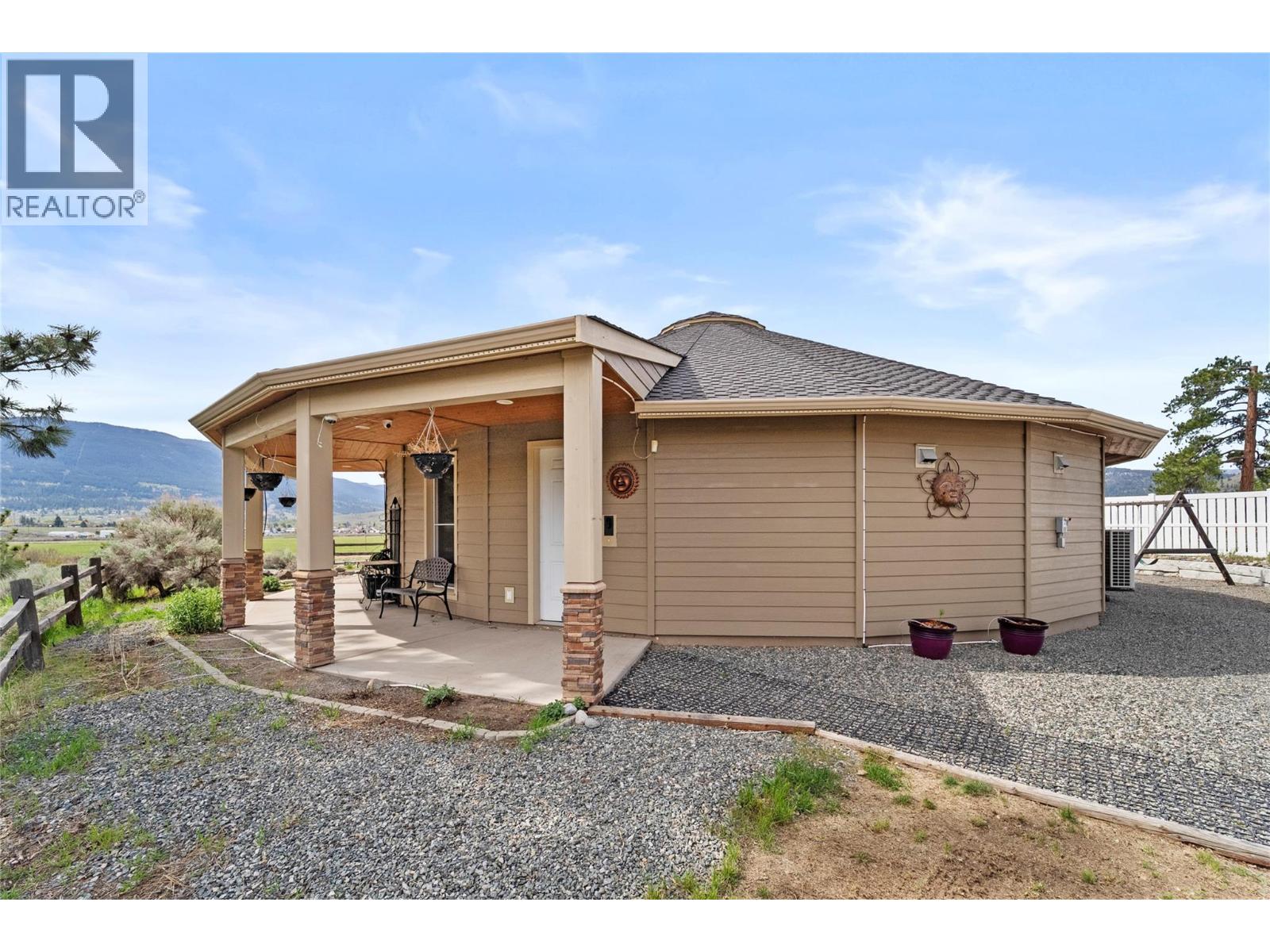 2414 Spring Bank Avenue, Merritt, British Columbia  V1K 1S1 - Photo 36 - 10384511