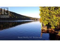 PCL 13895 SEC NIP; LT 5 17 E HIGHWAY, Papineau-Cameron, Ontario