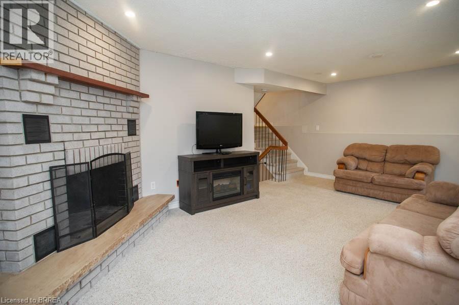 331 Brantwood Park Road, Brantford, Ontario  N3P 1G7 - Photo 23 - 40825533