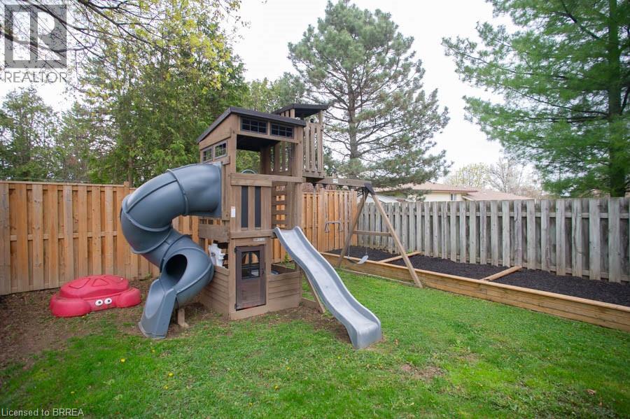331 Brantwood Park Road, Brantford, Ontario  N3P 1G7 - Photo 28 - 40825533