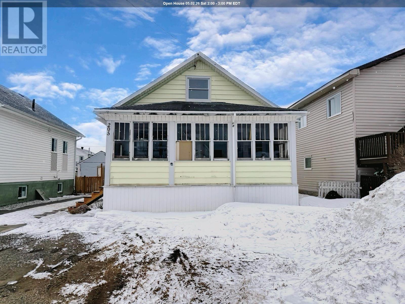 205 Second Ave SW, Geraldton, Ontario  P0T 1M0 - Photo 1 - TB2600819