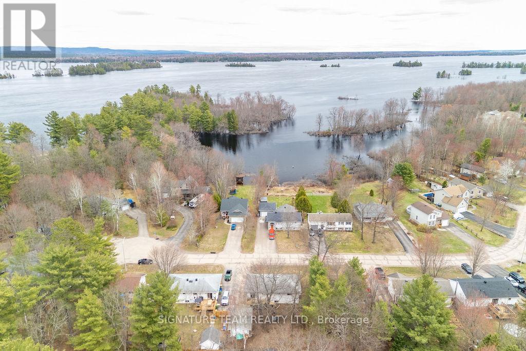 30 Earl Street, Petawawa, Ontario  K8H 3M4 - Photo 11 - X13069480