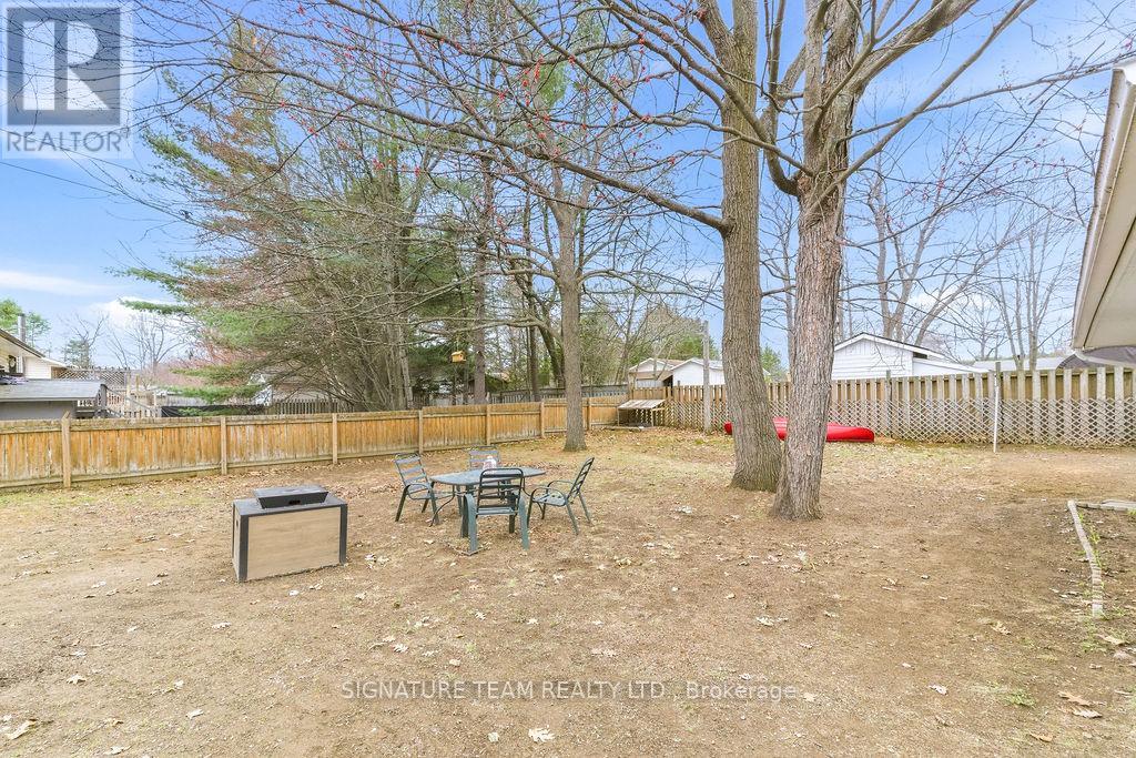 30 Earl Street, Petawawa, Ontario  K8H 3M4 - Photo 4 - X13069480
