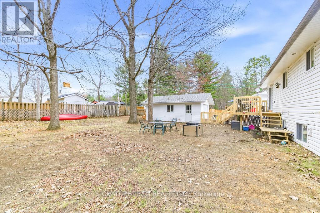 30 Earl Street, Petawawa, Ontario  K8H 3M4 - Photo 5 - X13069480