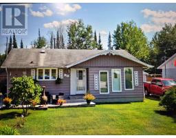 54 Redwing Ave, Manitouwadge, Ontario