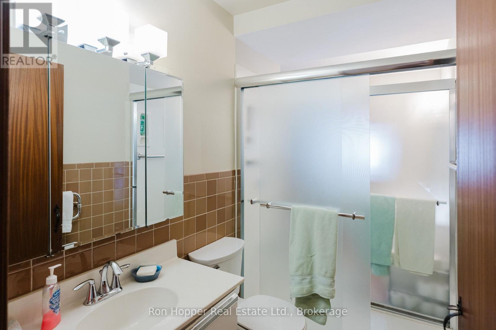 340 2nd Avenue W, Owen Sound, Ontario  N4K 4L7 - Photo 17 - X12537432
