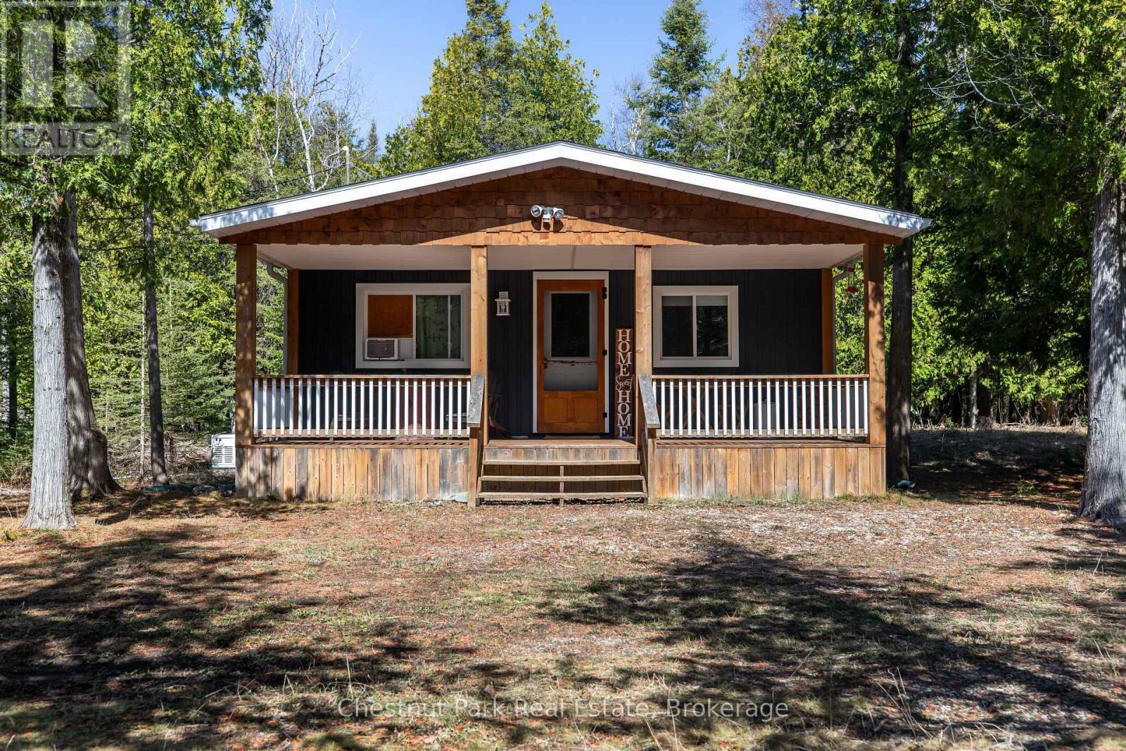 6760 Highway 6, Northern Bruce Peninsula, Ontario  N0H 2R0 - Photo 13 - X13068924