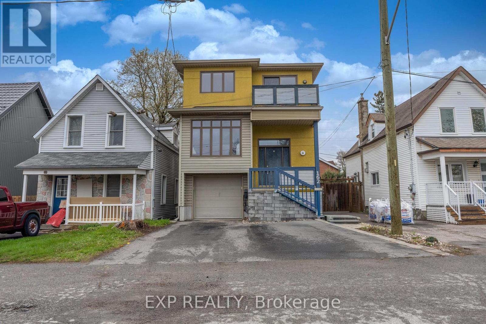 162 WESTHAVEN CRESCENT, Ottawa, Ontario
