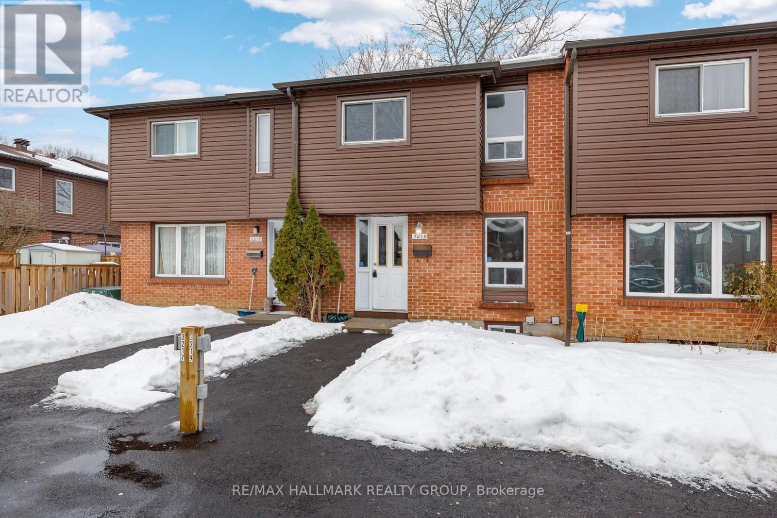 3219 STOCKTON DRIVE, Ottawa, Ontario
