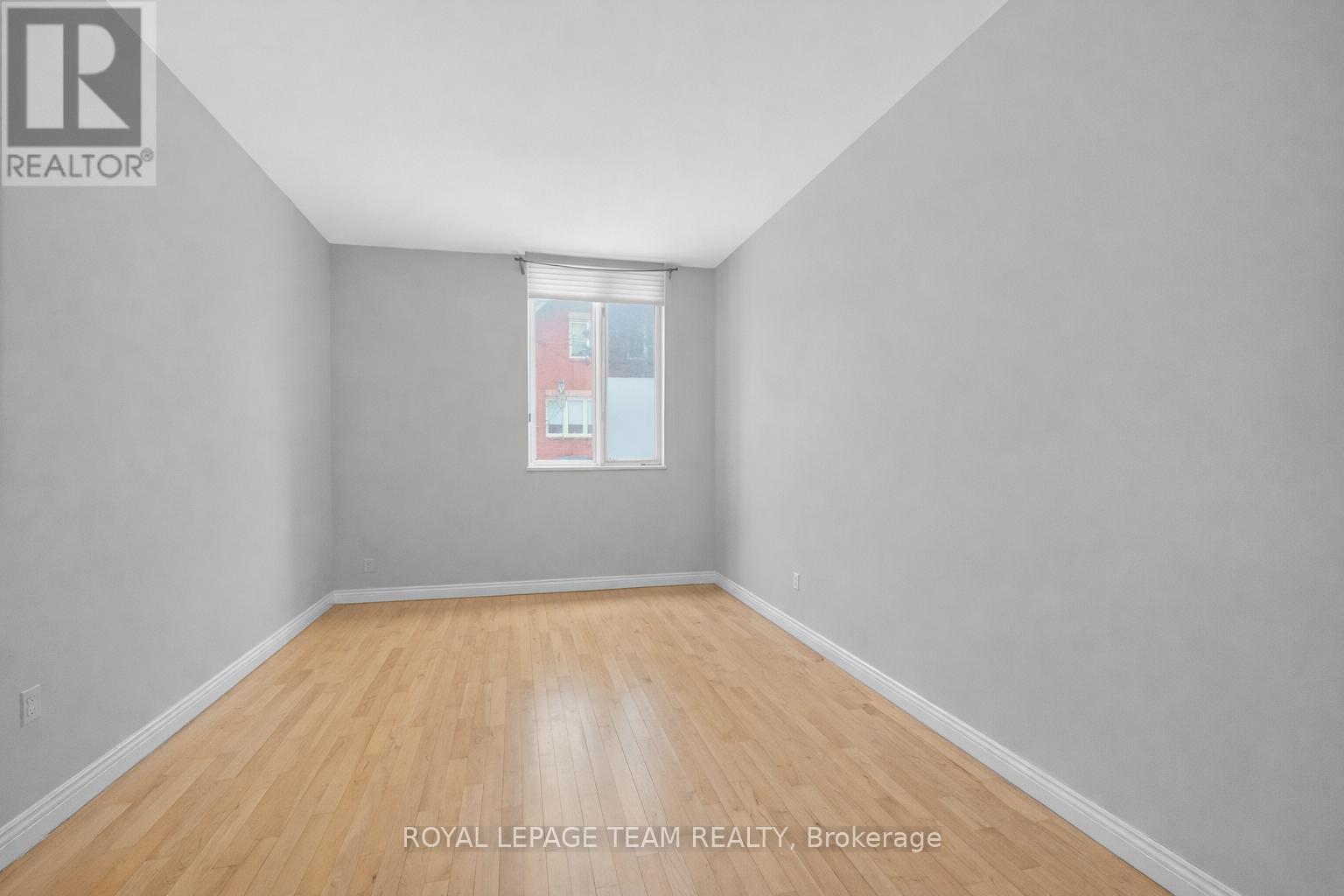 10 Lewis Street, Ottawa, Ontario  K2P 0S3 - Photo 4 - X13069308