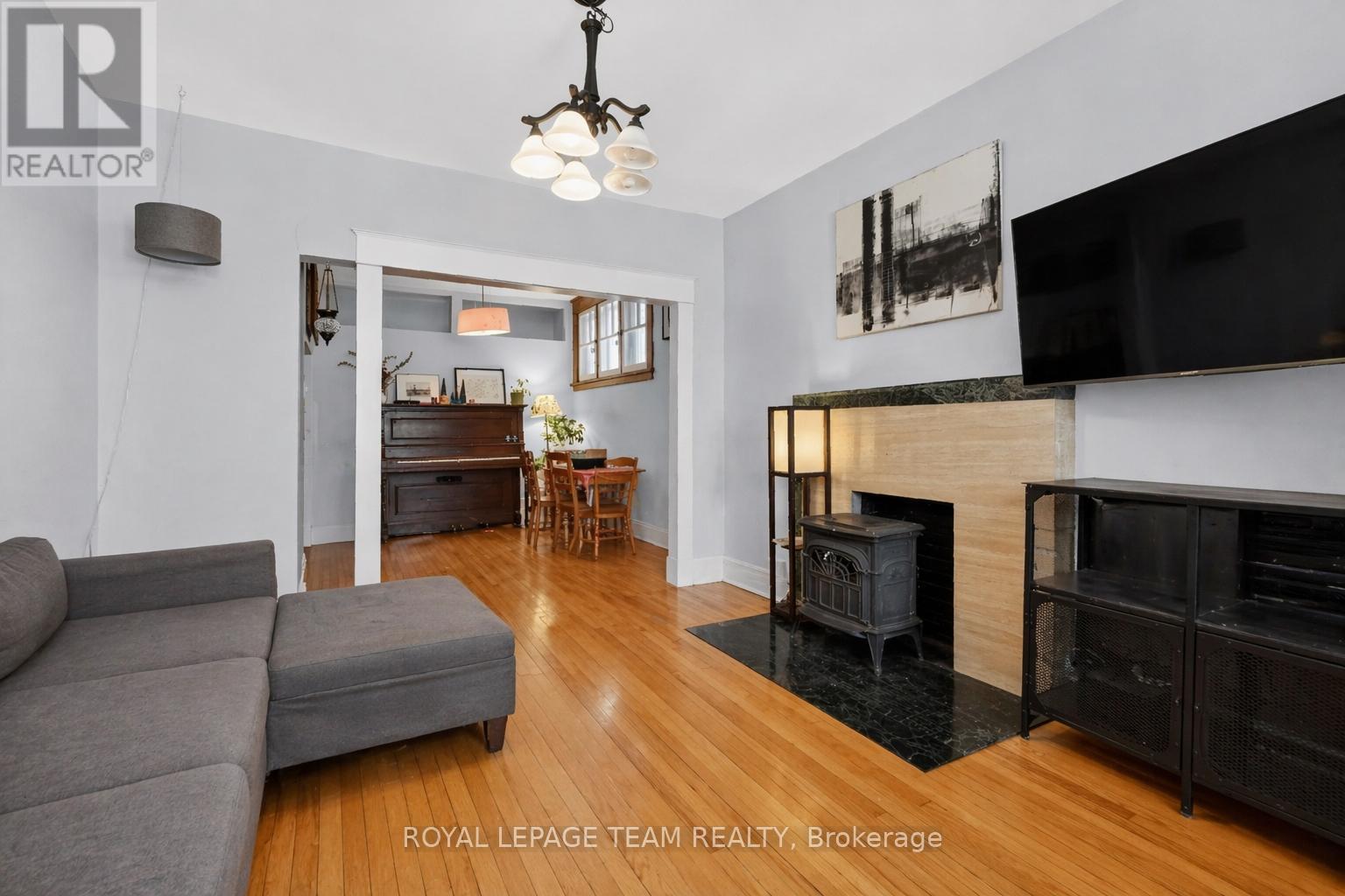 12 Lewis Street, Ottawa, Ontario  K2P 0S3 - Photo 4 - X13069314