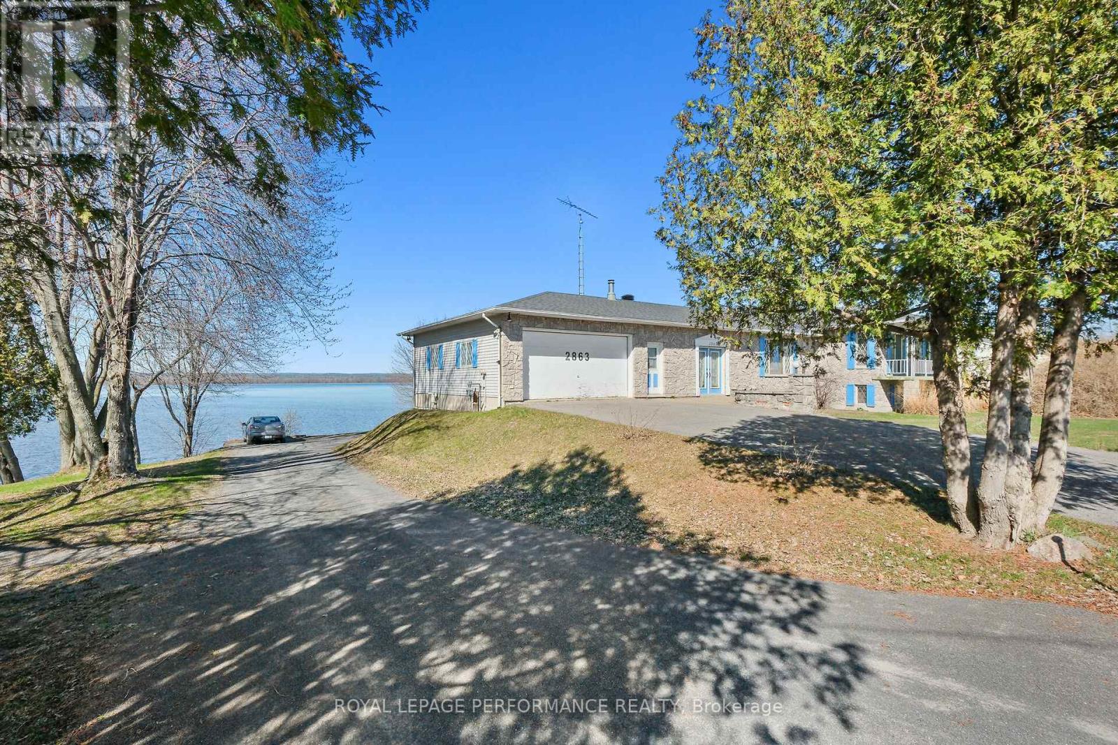 2863 Rue Principale Street, Alfred And Plantagenet, Ontario  K0A 3K0 - Photo 2 - X13069458