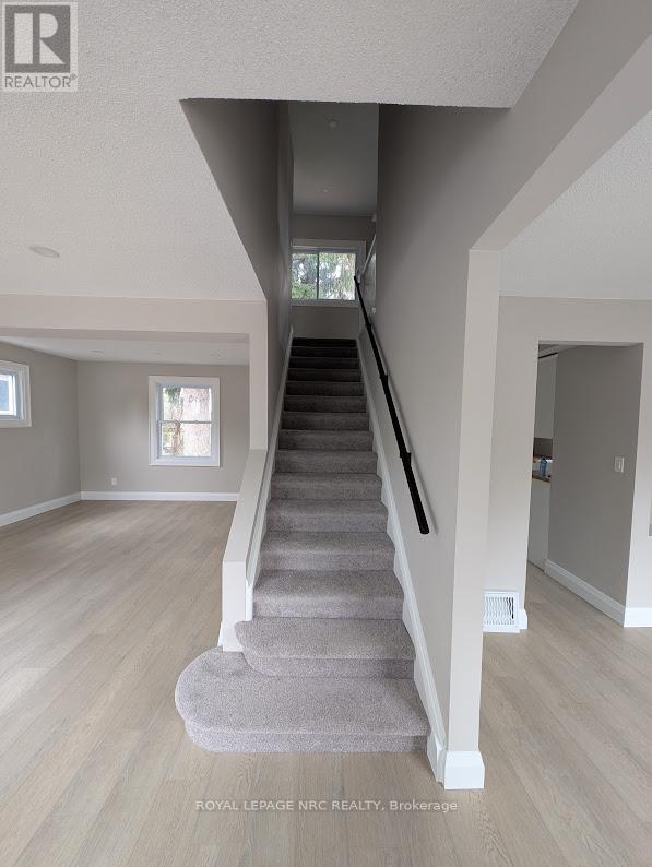 6486 Culp Street, Niagara Falls, Ontario  L2G 2C1 - Photo 13 - X13069278