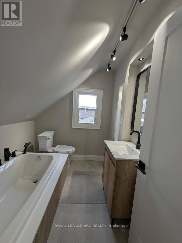 6486 Culp Street, Niagara Falls, Ontario  L2G 2C1 - Photo 21 - X13069278