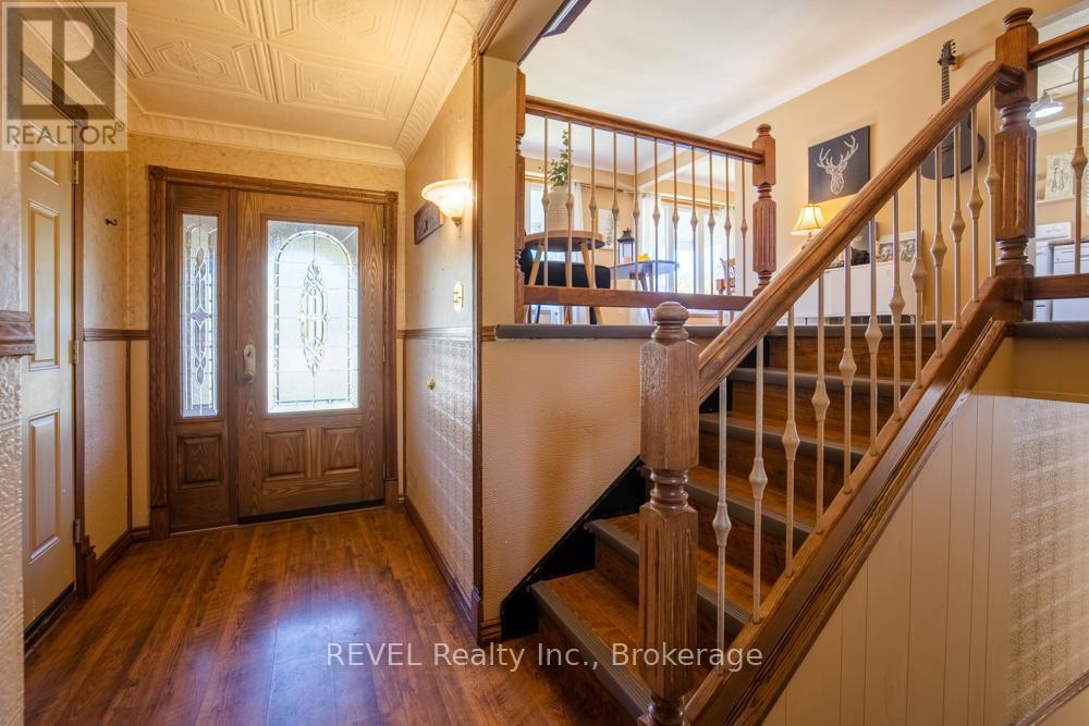 43 Trelawn Parkway, Welland, Ontario  L3C 1W4 - Photo 4 - X13069430