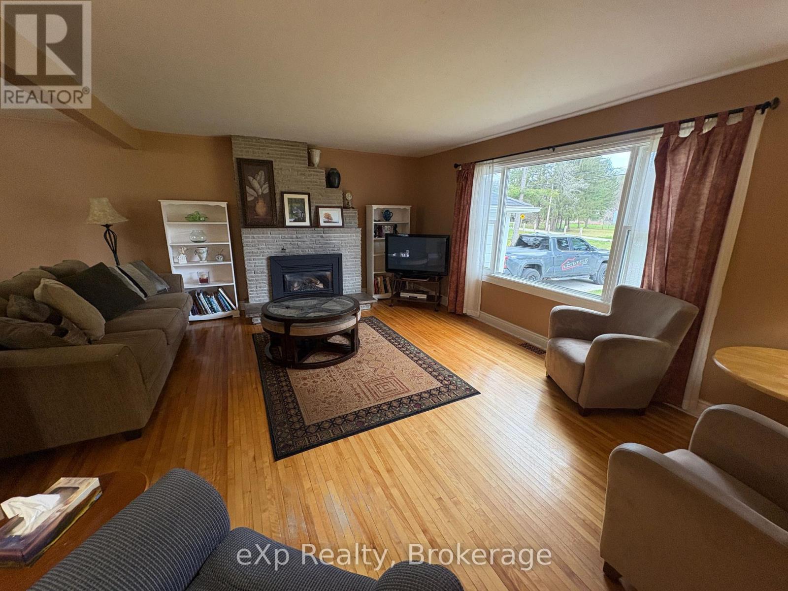661 2nd Avenue SE, Georgian Bluffs, Ontario  N4K 5T2 - Photo 6 - X13023384