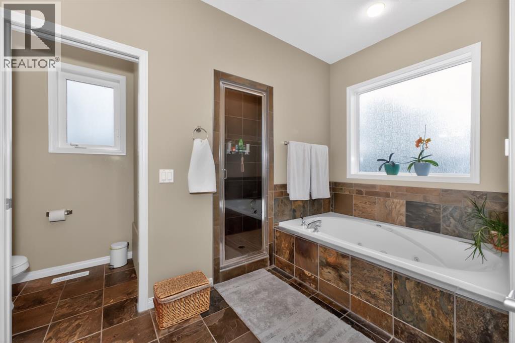 2735 Evercreek Bluffs Way SW, Calgary, Alberta  T2Y 4P6 - Photo 20 - A2306323