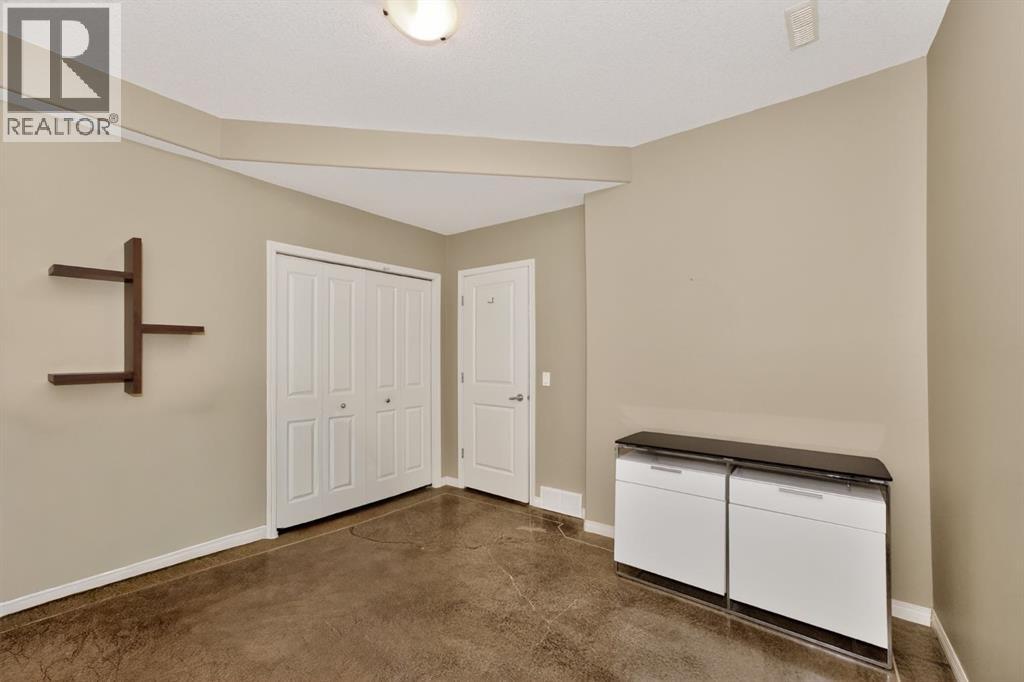 2735 Evercreek Bluffs Way SW, Calgary, Alberta  T2Y 4P6 - Photo 37 - A2306323