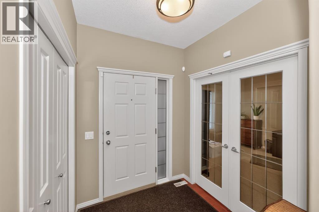 2735 Evercreek Bluffs Way SW, Calgary, Alberta  T2Y 4P6 - Photo 6 - A2306323