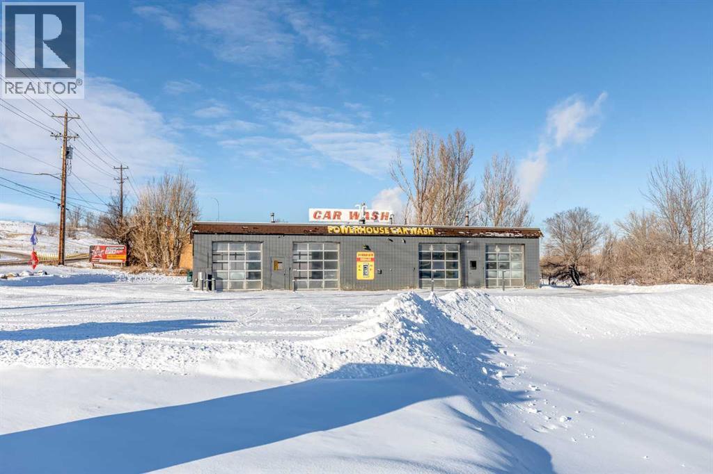 1140 1 Street SW, Medicine Hat, Alberta  T1A 3Z9 - Photo 4 - A2283590
