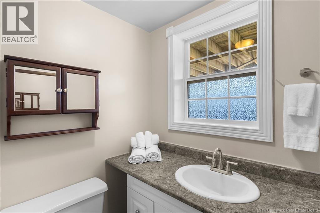 18 Hillview Street, Upper Kingsclear, New Brunswick  E3B 1V1 - Photo 32 - NB134330
