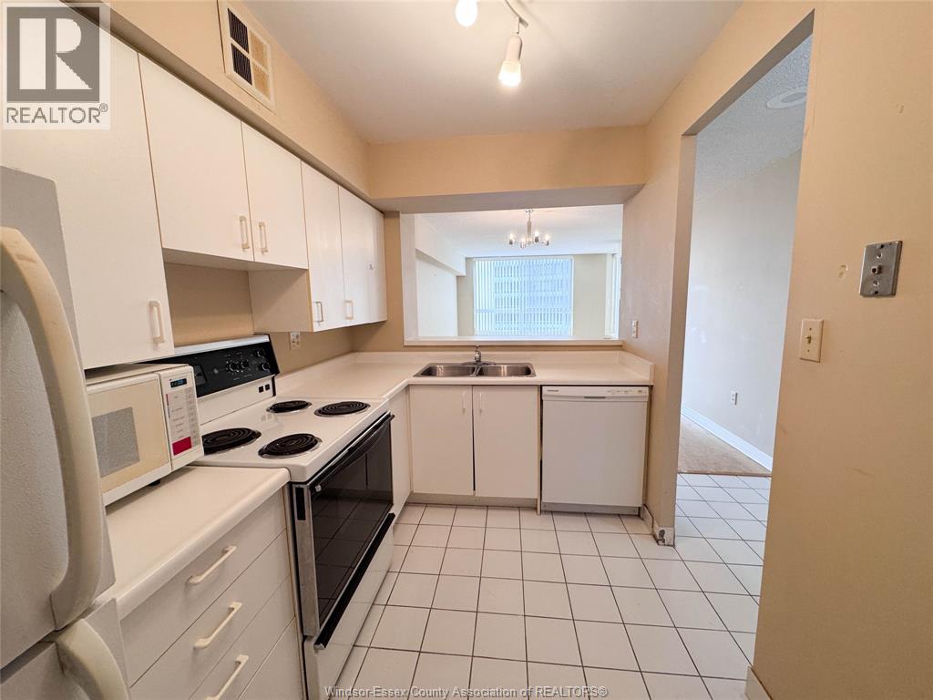 75 Riverside Drive East Unit# 406, Windsor, Ontario  N9A 2S4 - Photo 3 - 26009796