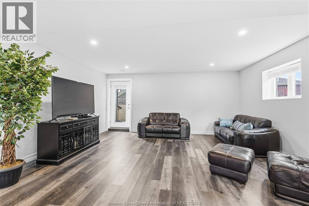 98 Peter Avenue, Leamington, Ontario  N8H 0E7 - Photo 20 - 26009795