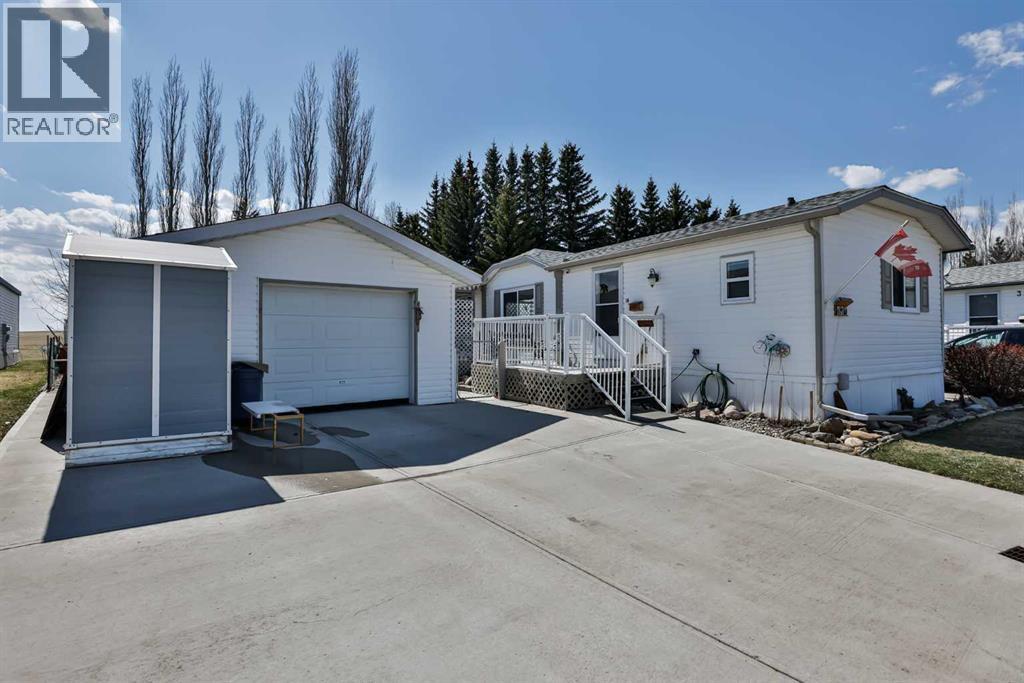 319 Cottonwood Bay, Vulcan, Alberta  T0L 2B0 - Photo 1 - A2306153