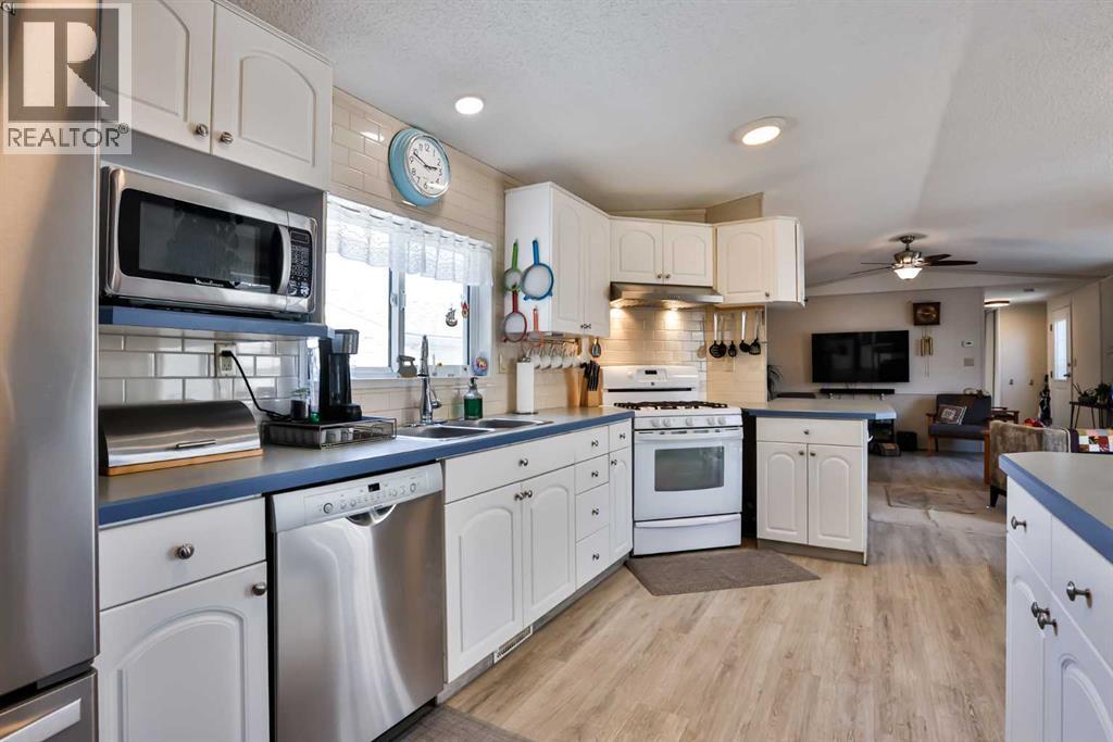 319 Cottonwood Bay, Vulcan, Alberta  T0L 2B0 - Photo 9 - A2306153