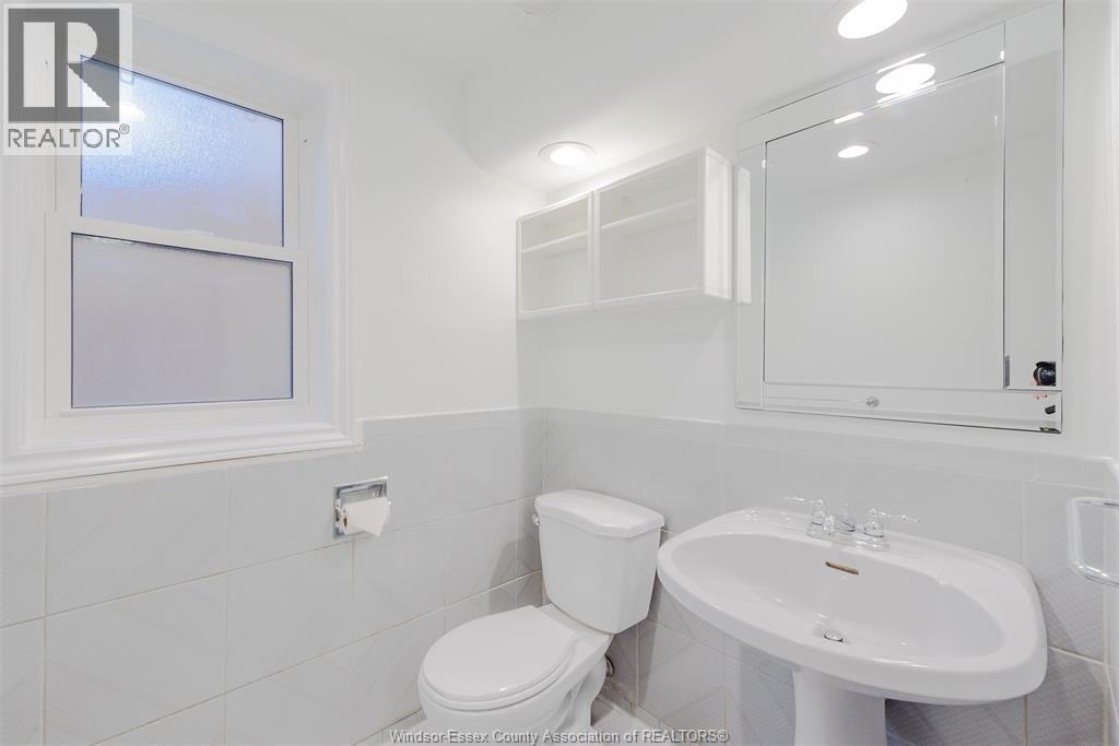 740 Kennedy Drive West, Windsor, Ontario  N9G 1S9 - Photo 36 - 26009631