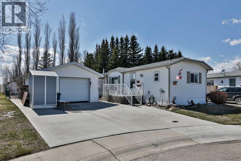 319 Cottonwood Bay, Vulcan, Alberta  T0L 2B0 - Photo 2 - A2306153