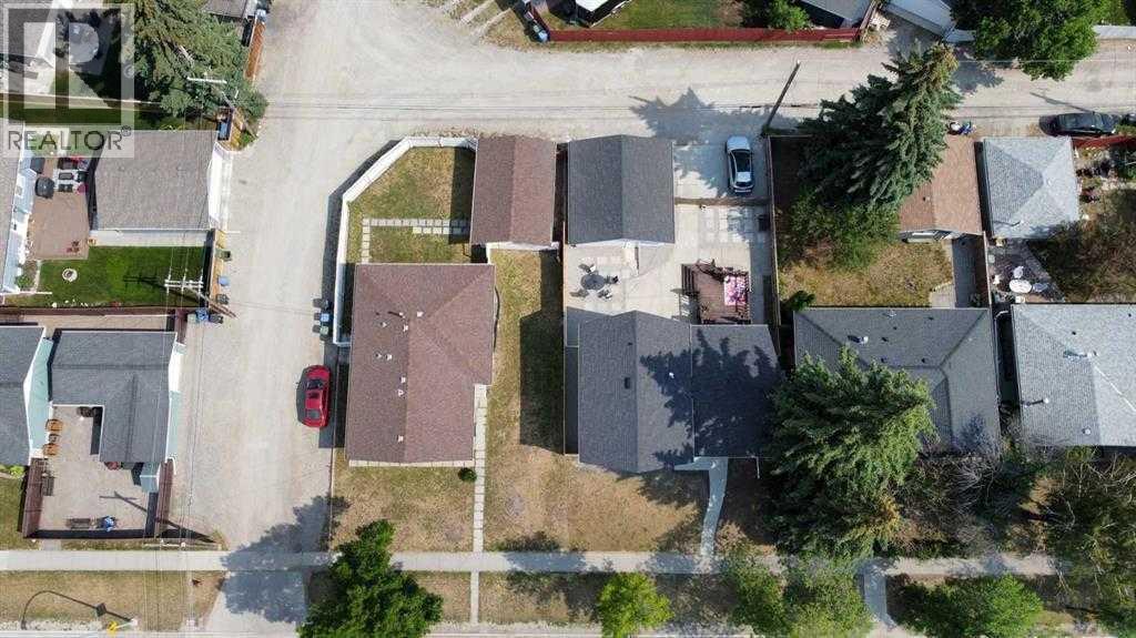 4216 Brisebois Drive NW, Calgary, Alberta  T2L 2E7 - Photo 19 - A2291244