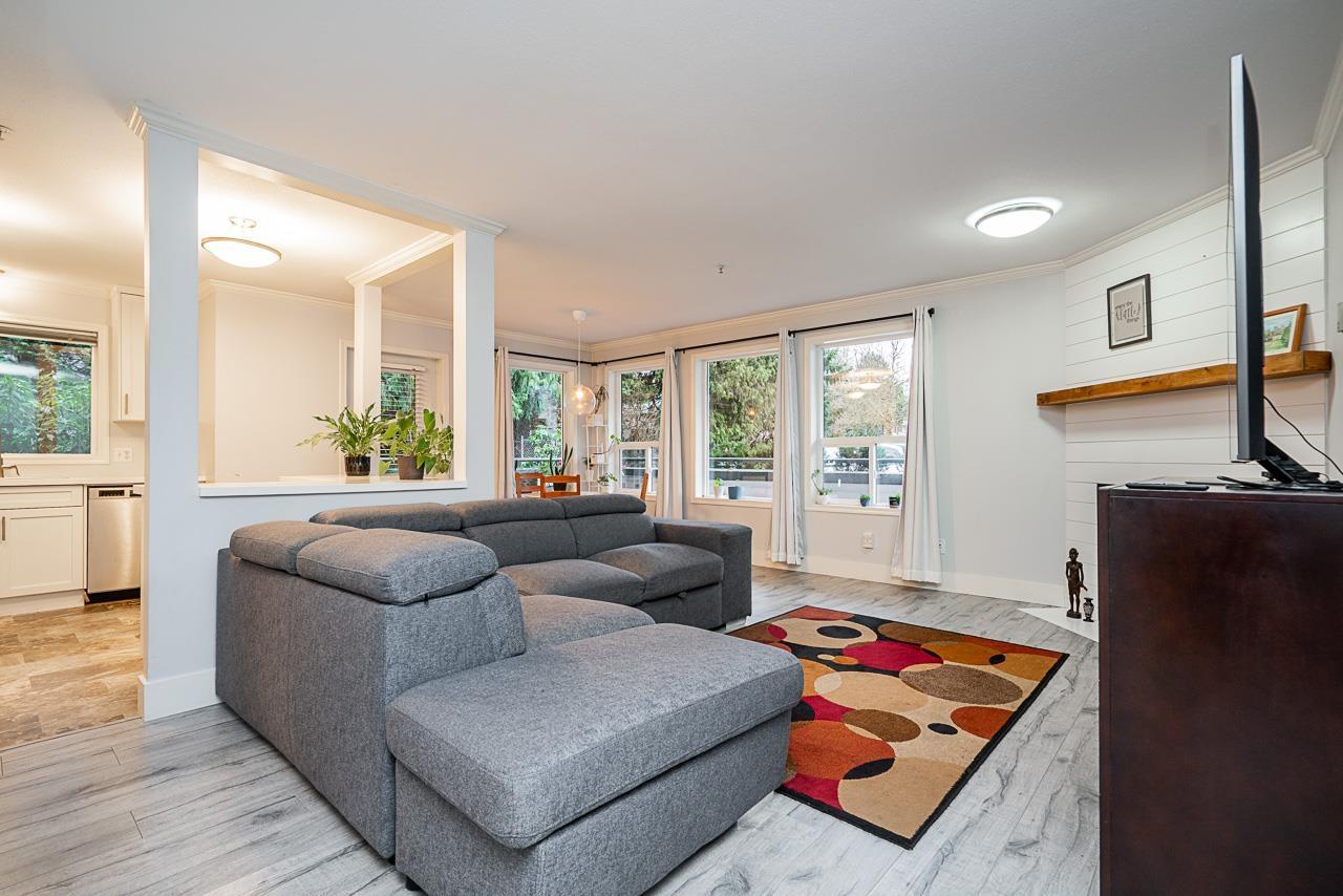 111 33708 King Road, Abbotsford, British Columbia  V2S 8C6 - Photo 2 - R3079298