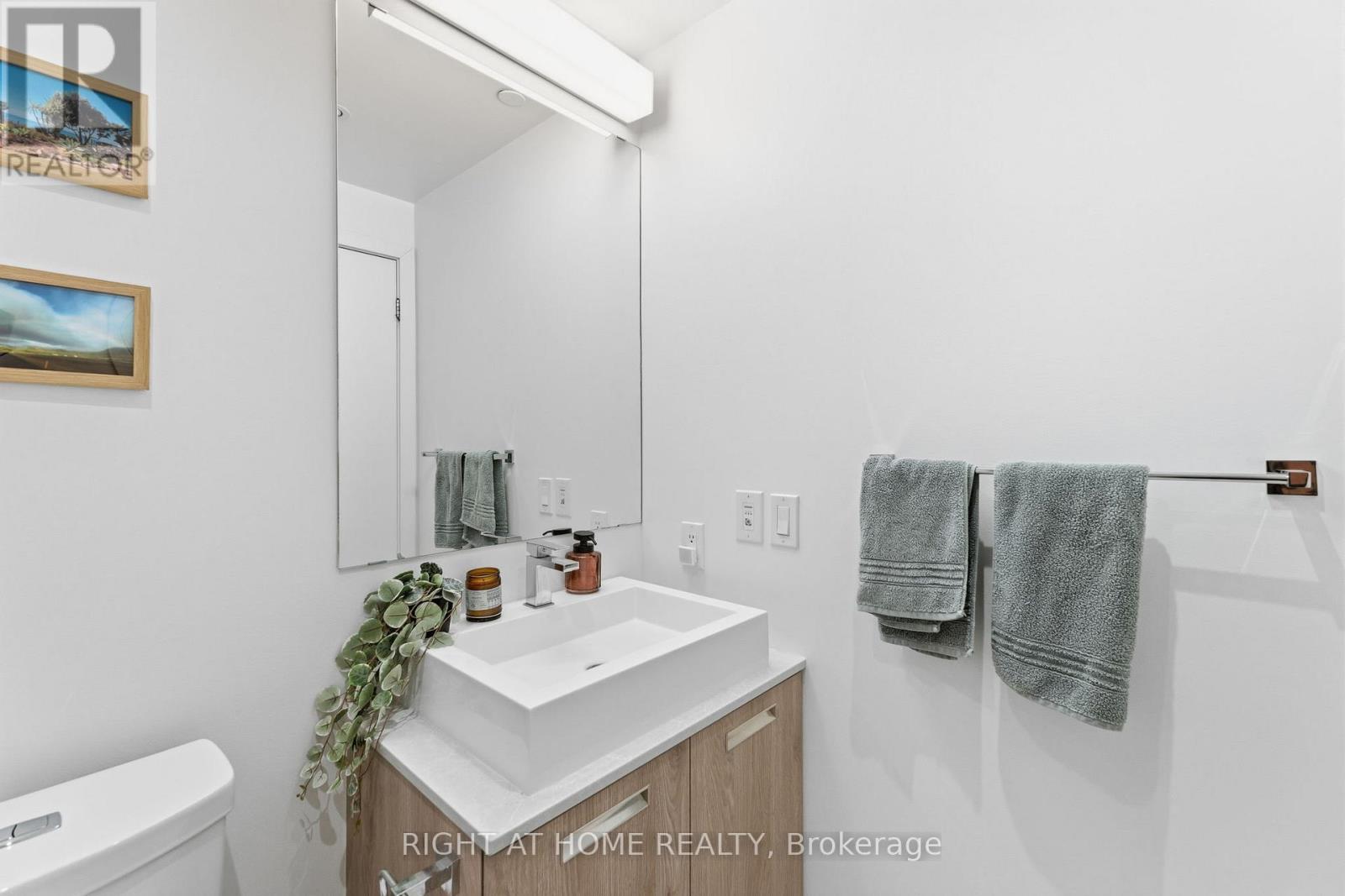 2106 - 2a Church Street, Toronto, Ontario  M5E 0E1 - Photo 16 - C13065734
