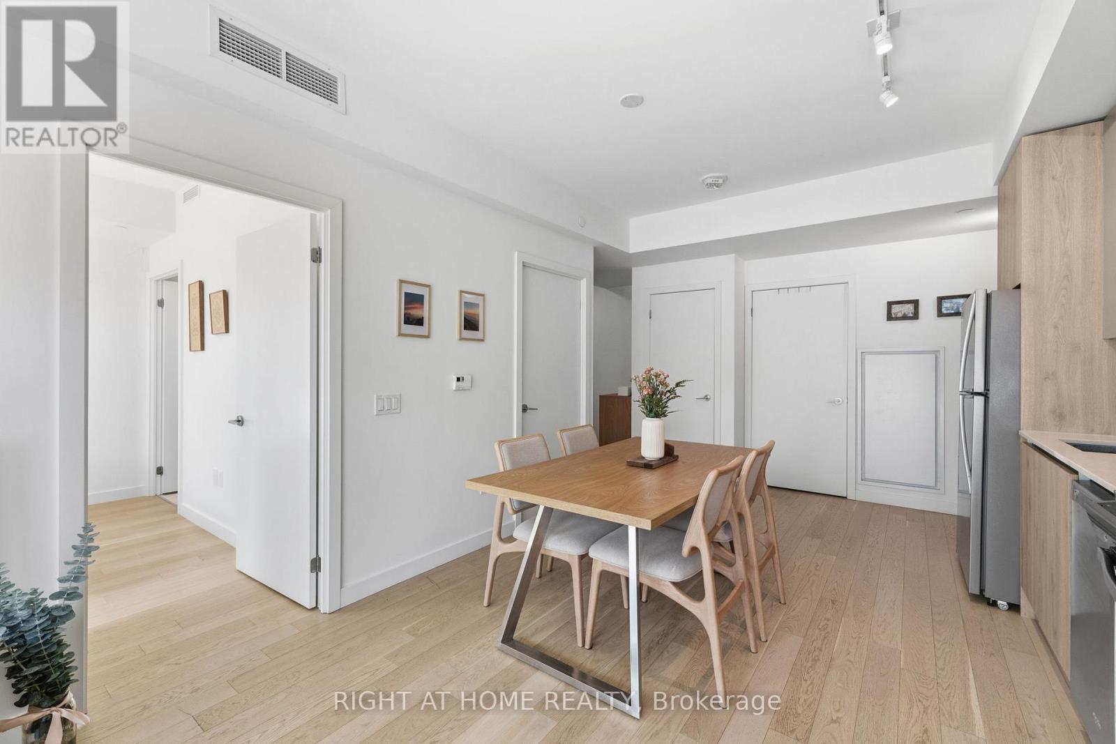 2106 - 2a Church Street, Toronto, Ontario  M5E 0E1 - Photo 6 - C13065734