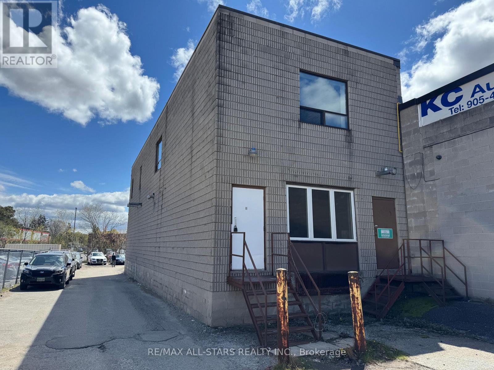 11 - 25 HERITAGE ROAD, Markham, Ontario
